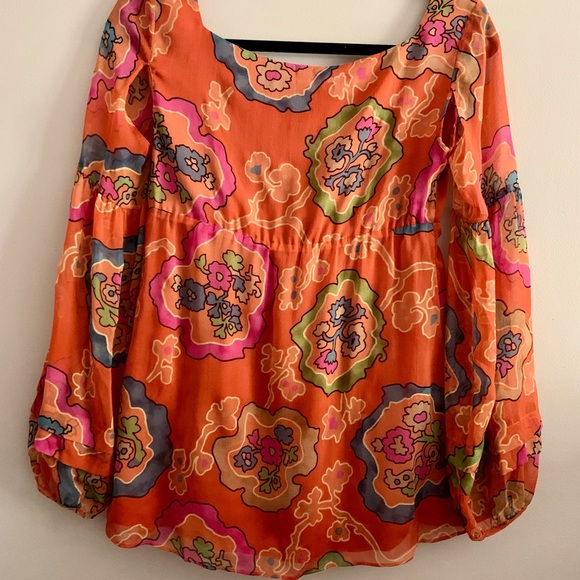 Diane Von Furstenberg DVF V-neck Silk Blouse SZ 0 - Picture 3 of 6